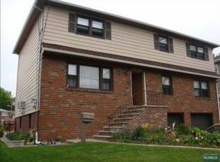 17 Sievers Ln, South Hackensack, NJ 07606