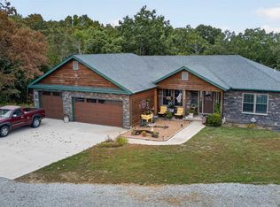 22090 Lake Ridge Dr, Warsaw, MO 65355