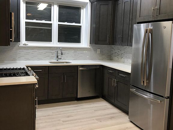 4th image of 704 N 6th St #1