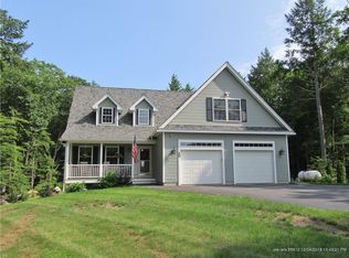 20 Carmichael Ln, Windham, ME 04062