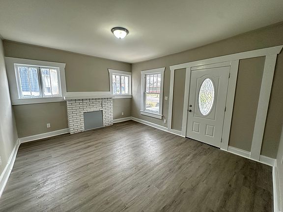 2nd image of 1728 Princeton Ave