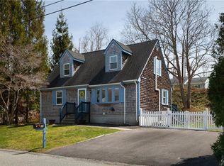 29 Warcam Way, Portsmouth, RI 02871