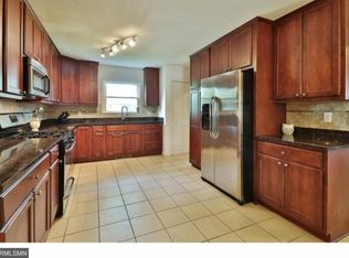 211 8th Ave SE, Osseo, MN 55369