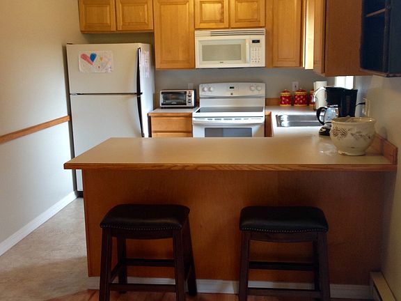 5th image of 1607 Davis Ave #V-127