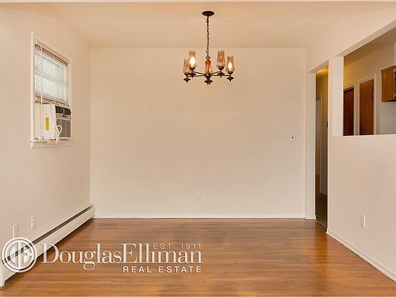 5th image of 83 Deauville Blvd