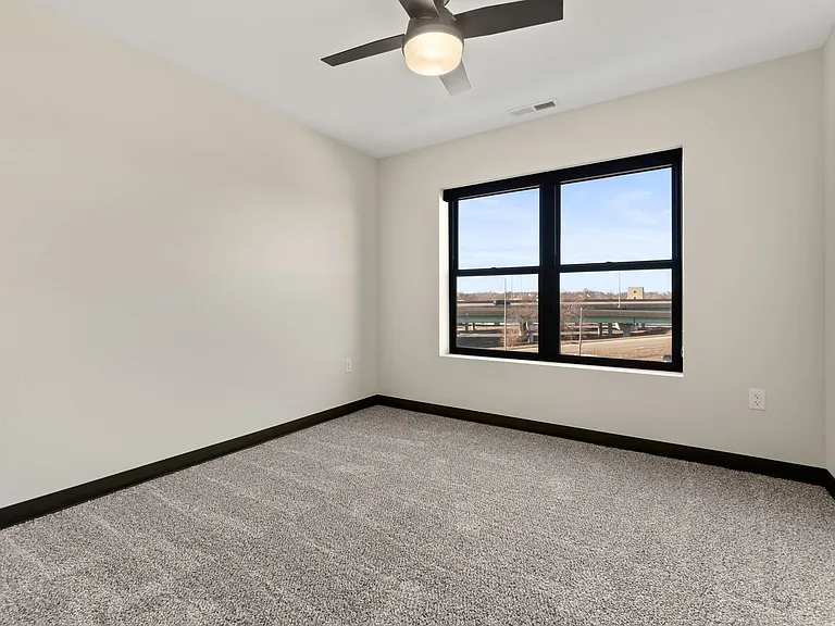 275 Lofts at Kingston Yard — Photo 30