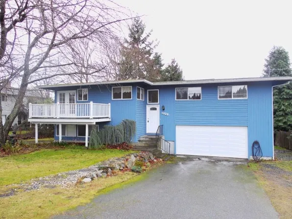 1020 6th Ave S, Edmonds, WA 98020