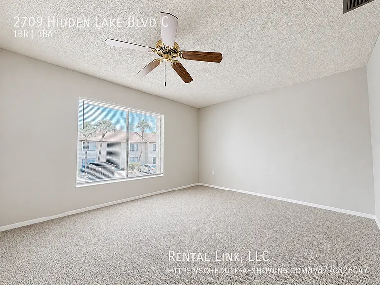 2709 Hidden Lake Blvd #C — Photo 14