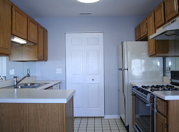 5th image of 229 Brett Cir Unit C