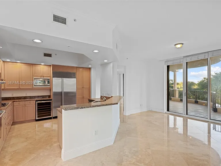 13621 Deering Bay Dr #304 — Photo 14