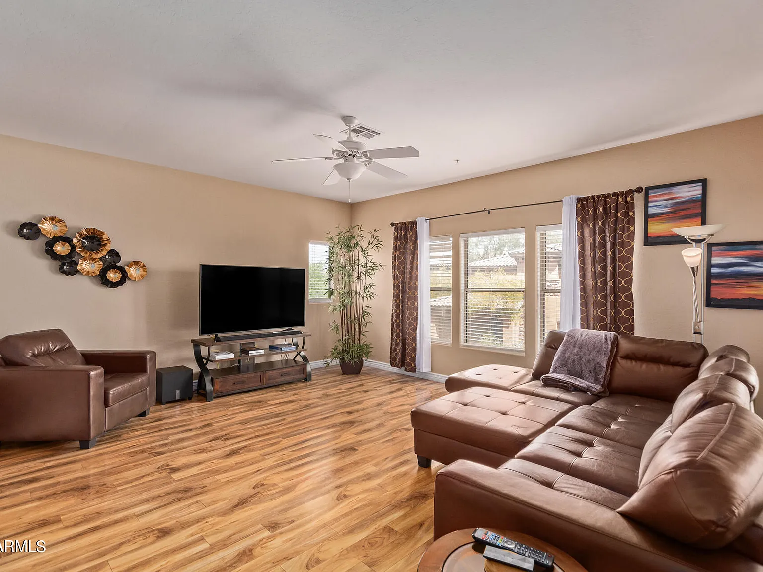 2 bed, 2.0 bath, 1403 sqft, $2,000 — Photo 3