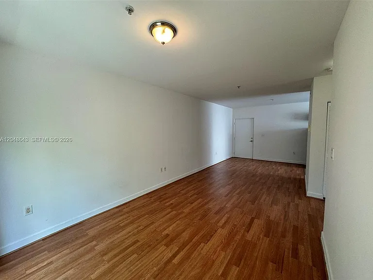 529 NE 62nd St #203 — Photo 8