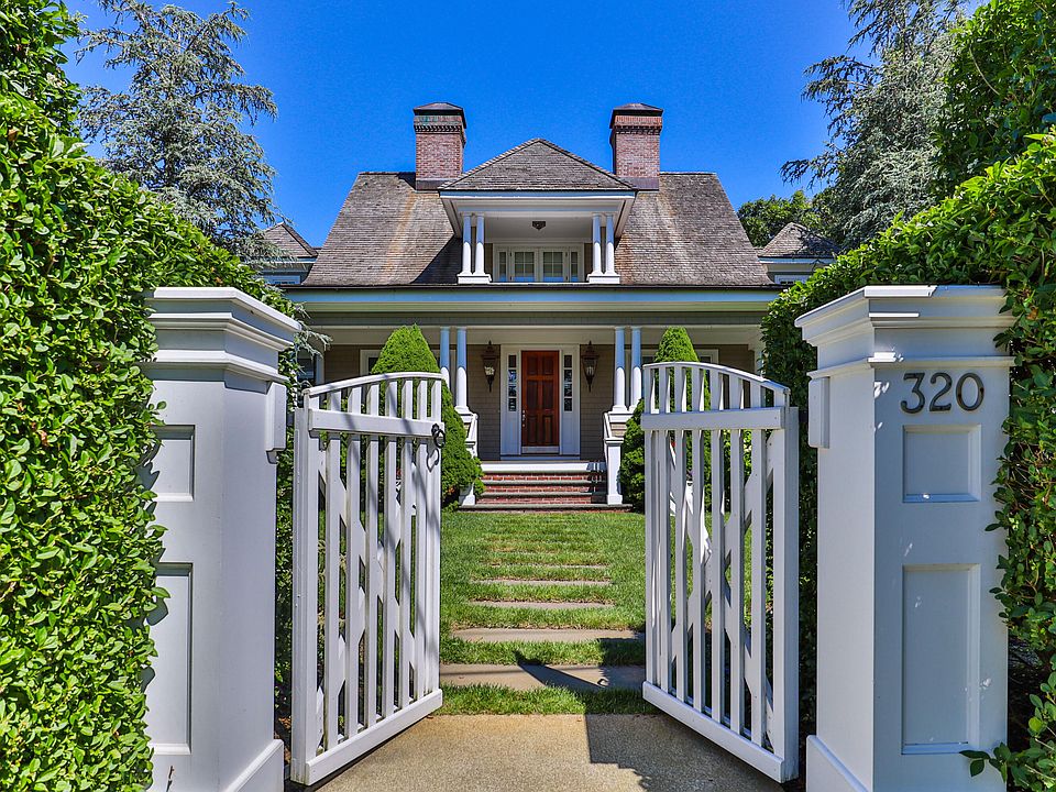 320 Parker Road, Osterville, MA 02655 MLS 22400761 Zillow