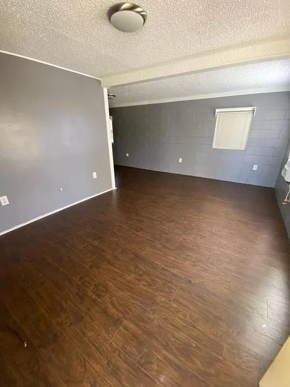 1516 S Ann St — Photo 2
