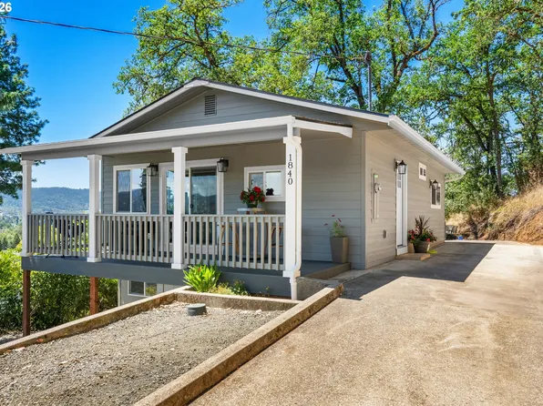 1840 NW Goetz St, Roseburg, OR 97471