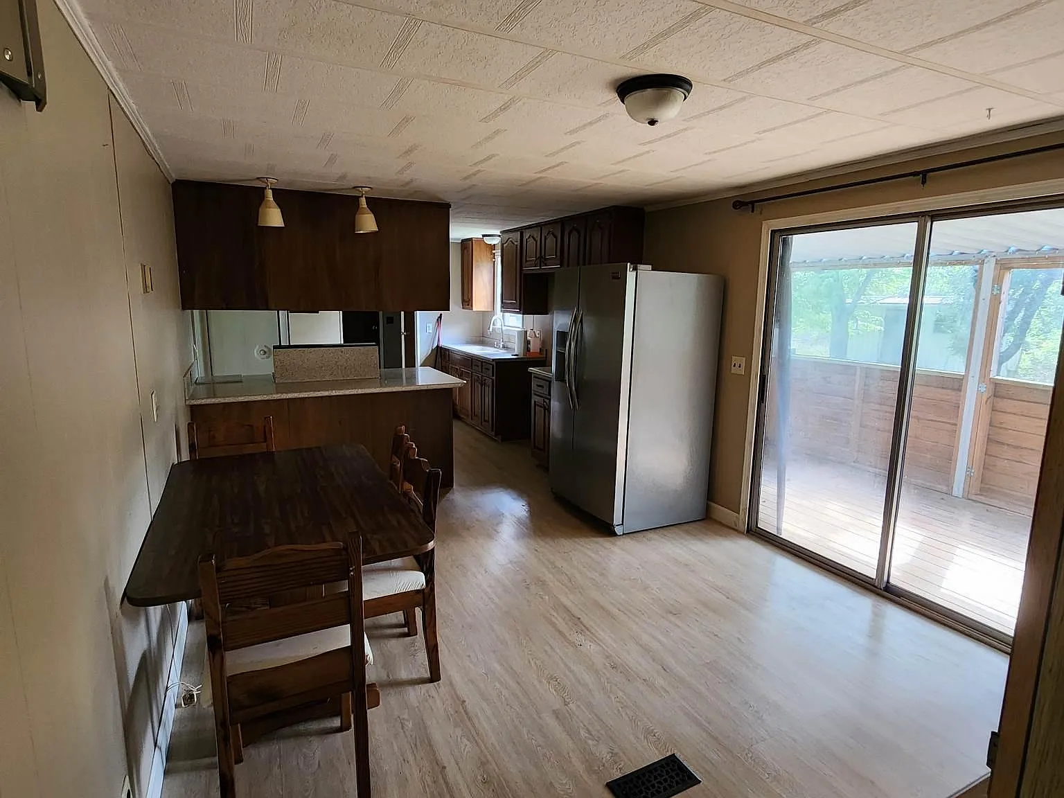 3 bed, $1,700 — Photo 3