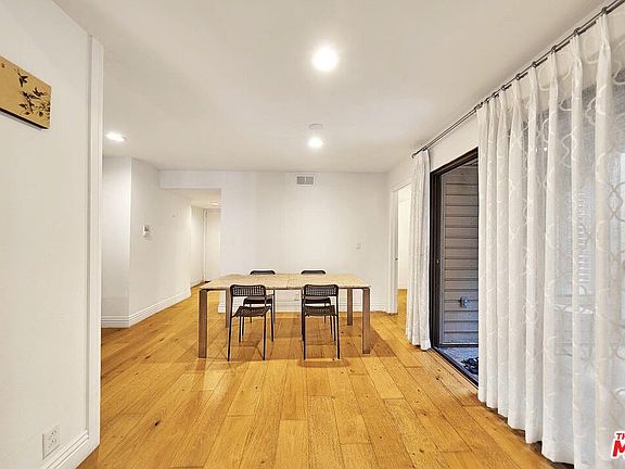 5th image of 835 S Lucerne Blvd APT 205