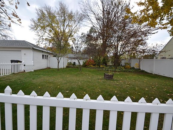 4th image of 1940 Wrenwood St SW