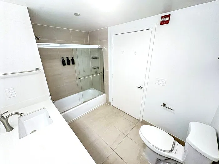 311 Oak St #104 — Photo 16