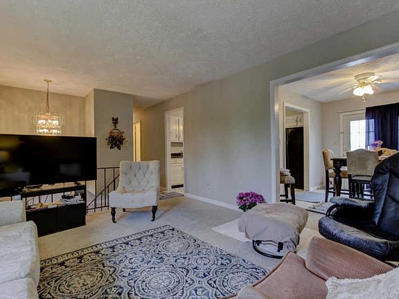 5th image of 6356 Cadbury Dr