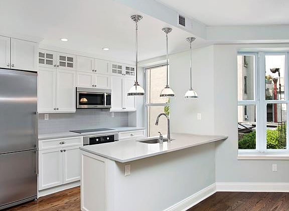 5th image of 49 E 7th St #Pha