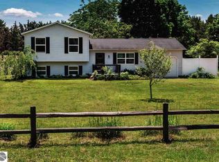 11317 Cedar Run Rd, Traverse City, MI 49684