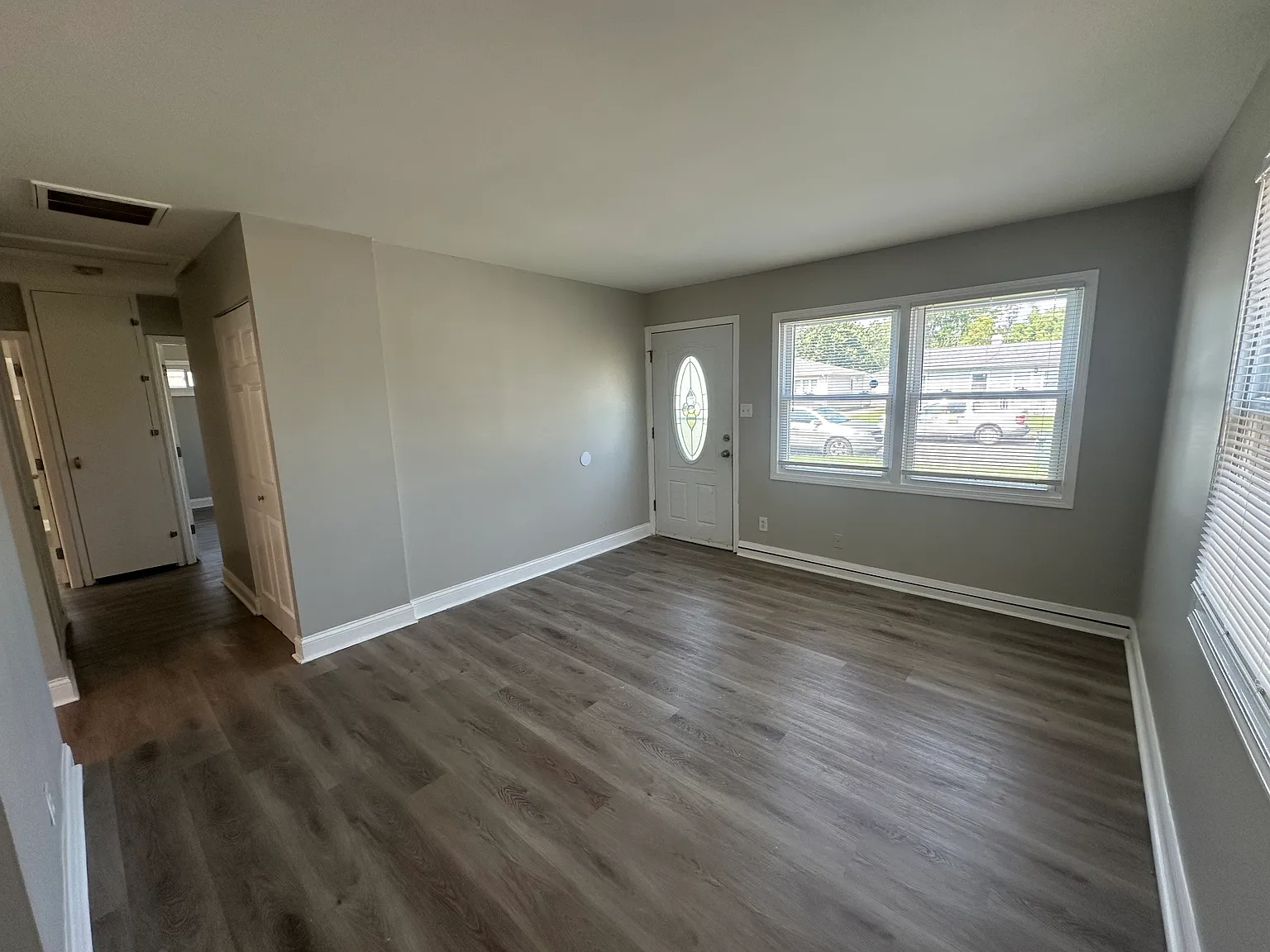 3 bed, 1200 sqft, $1,795 — Photo 4