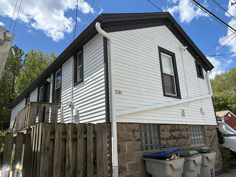310 W Scott St #A — Photo 45