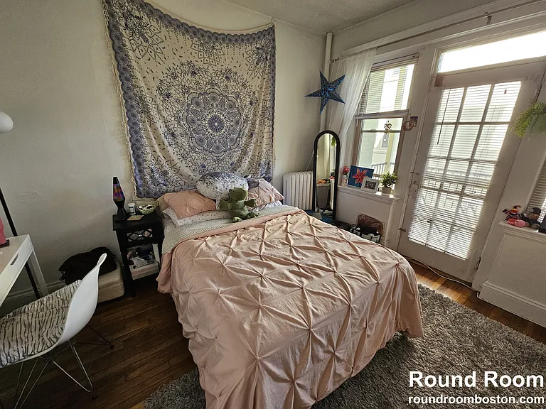 264 Kelton St #64 — Photo 8