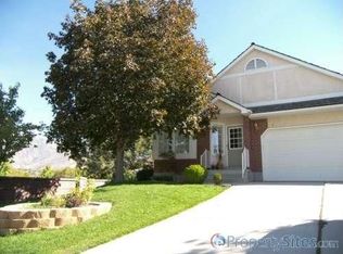 8641 S Altacove Dr, Sandy, UT 84093