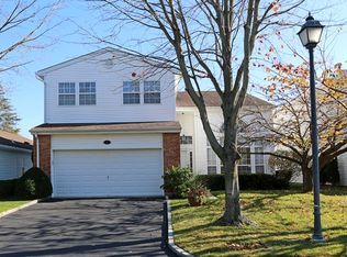 7 Hamlet Dr, Commack, NY 11725