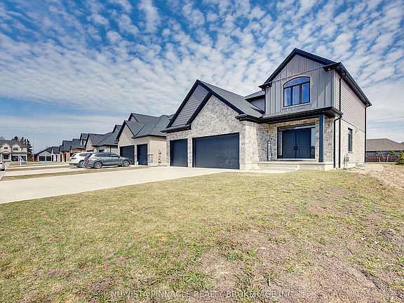 2nd image of 24 Kelly Dr