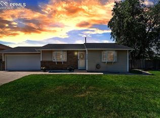 7335 Powderwash Dr, Colorado Springs, CO 80911