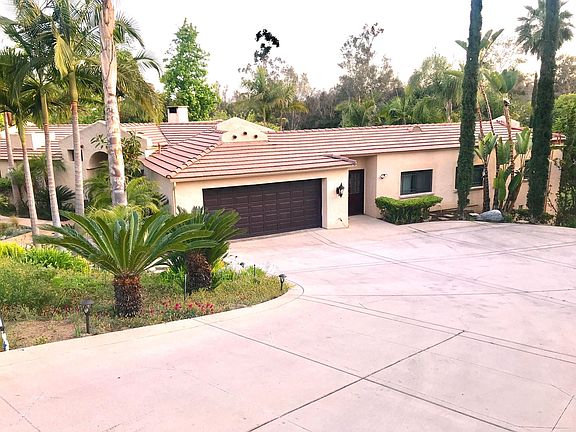 2nd image of 17448 Via Cuatro Caminos Dr