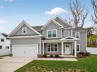 1233 Auburn Hill Dr, Chesapeake, VA 23320