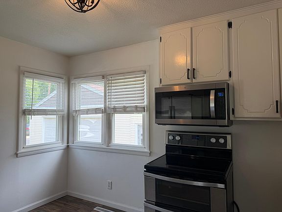 5th image of 6880 Rustic Ln
