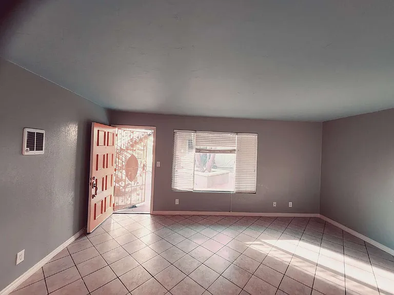 4246 Van Dyke Ave #2 — Photo 12