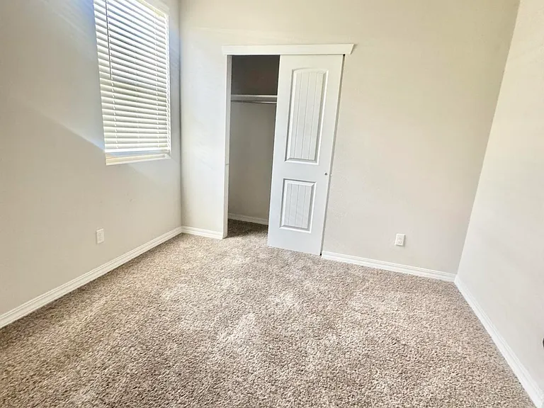 6116 Hidden Row Ave — Photo 15