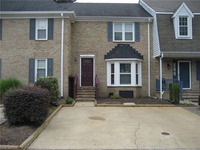 303 Middle Oaks Dr, Chesapeake, VA, 23322