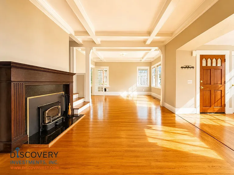 460 Stow Ave — Photo 7