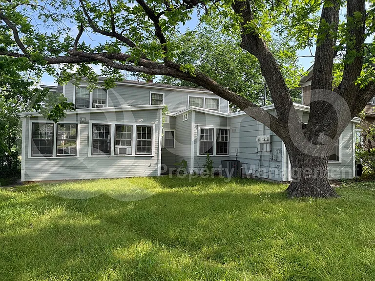 224 W Hull St #A — Photo 5