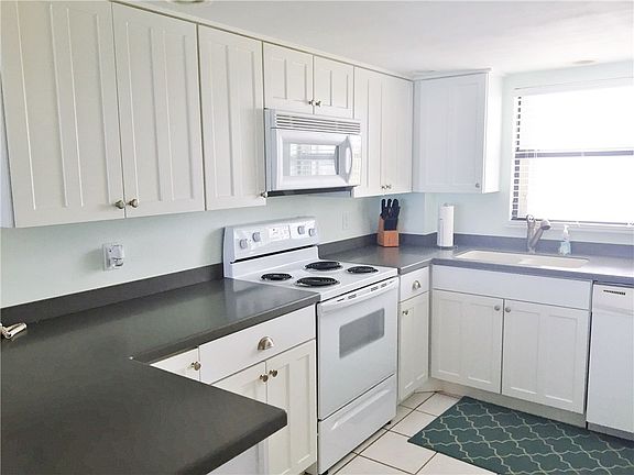 4th image of 4450 Highway A1a APT 502