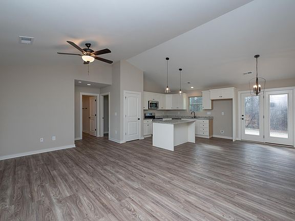 5th image of 9946 Highway 252