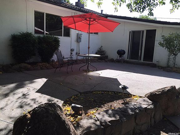 3rd image of 4137 Beresford Way