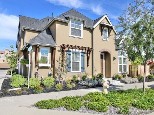1209 Lavande Dr