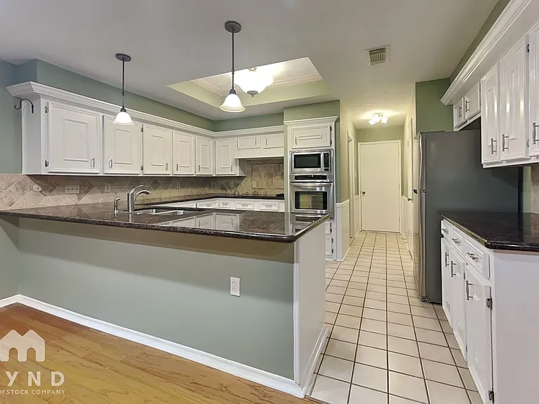 21702 Park York Dr — Photo 8