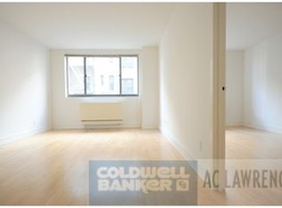 323 W 96th St APT 306, New York, NY 10025
