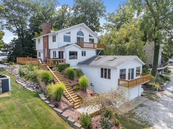 380 Oak Dr, La Porte, IN 46350