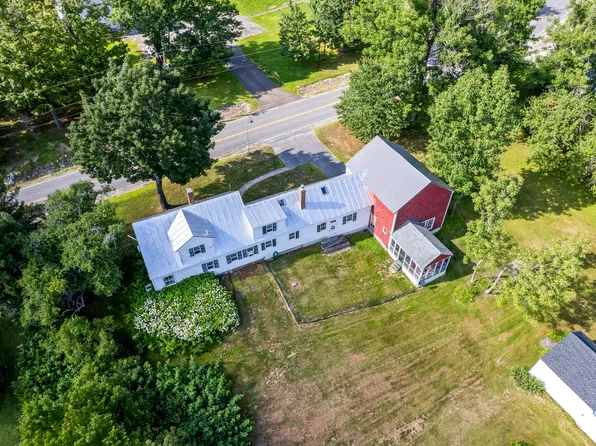28 Cape Cod Hill Road, New Sharon, ME 04955