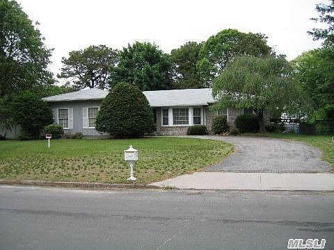2nd image of 17 Berwyn Dr